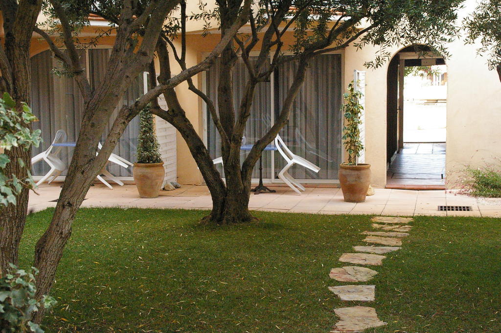 Hotel Le Leukos Leucate Exteriör bild